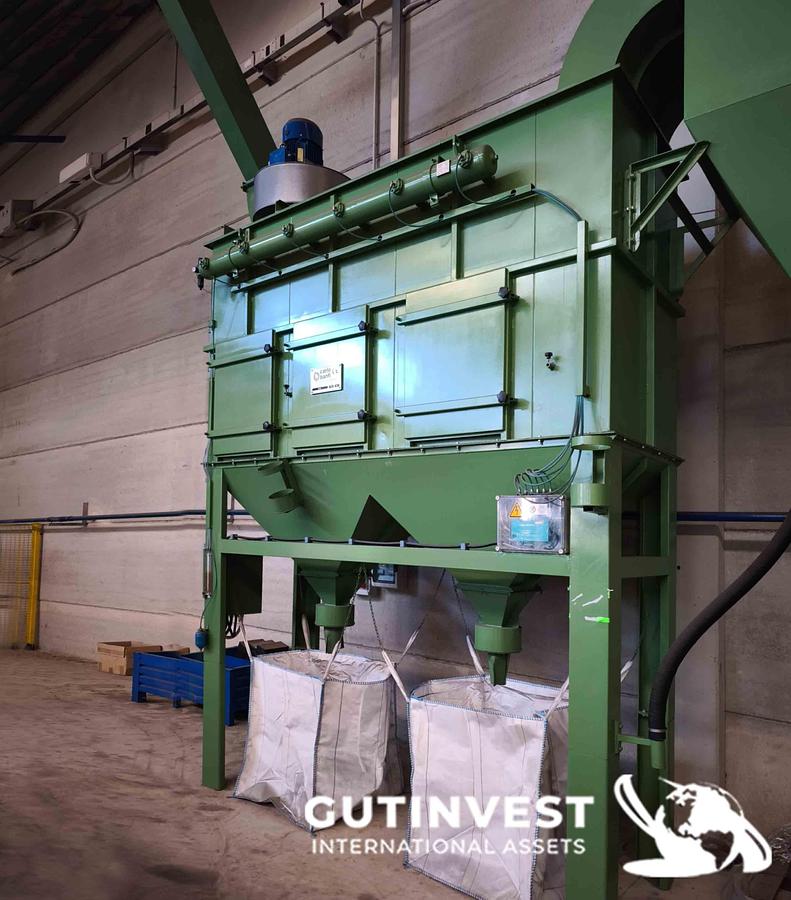Used 6 - Sanding machine with dust extraction