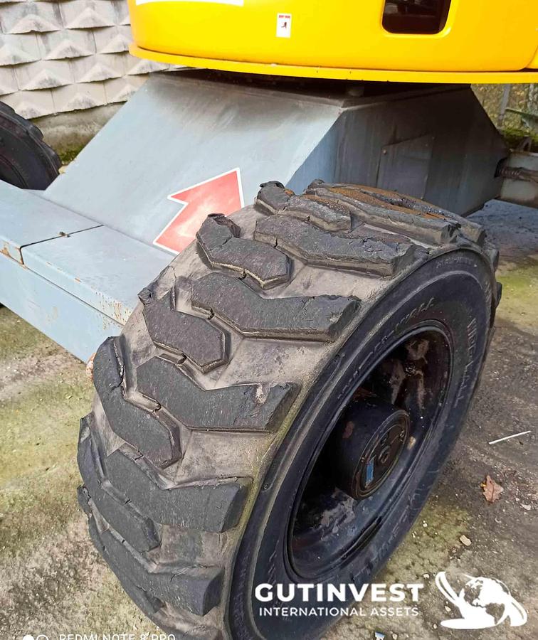 Used 1 - Diesel telescopic platform.