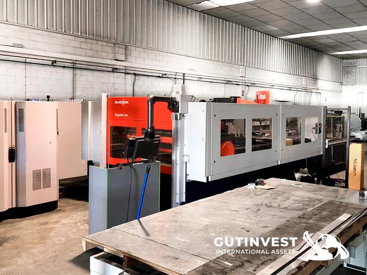 Used 1 - CO2 laser cutting machine - 2.2kW