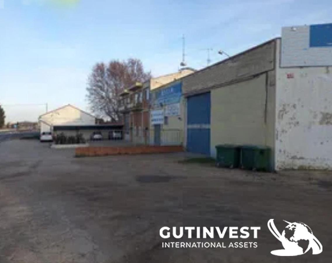 Usado Nave industrial de 5.000m2 en terreno rústico de 12.000m2
