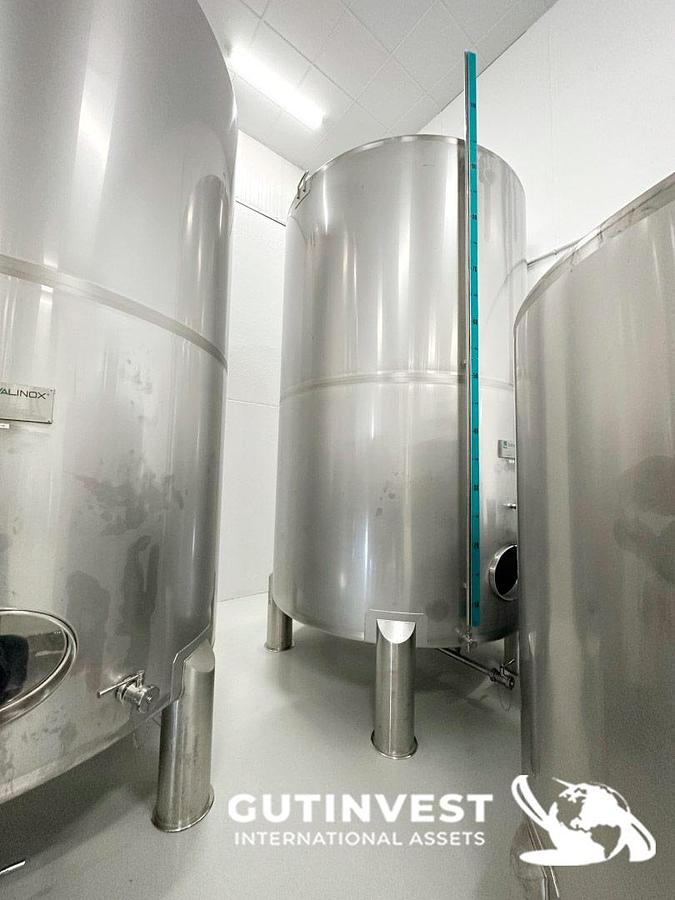 Used 1 - Complete lot of machinery for olive oil packaging