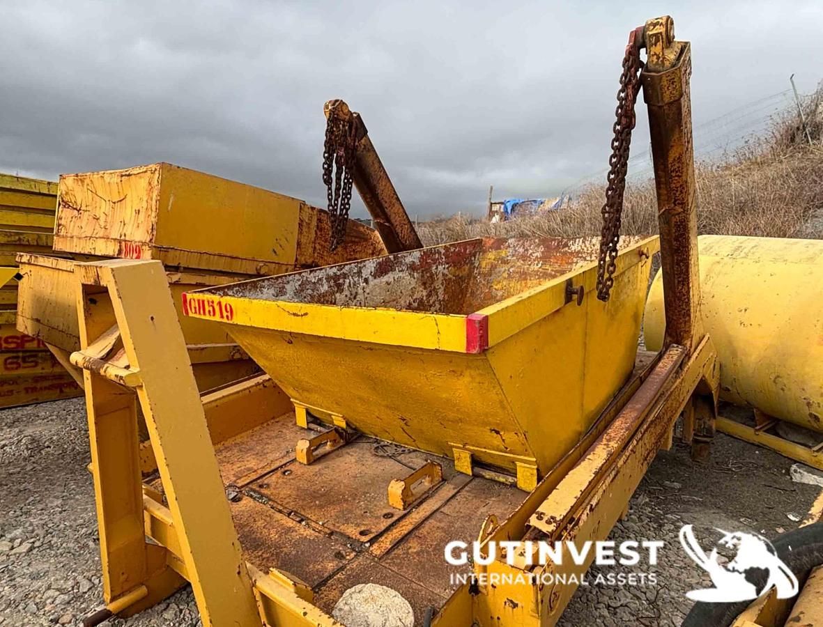 Usado Portacontenedores para contenedores trapezoidales de 4,2m3