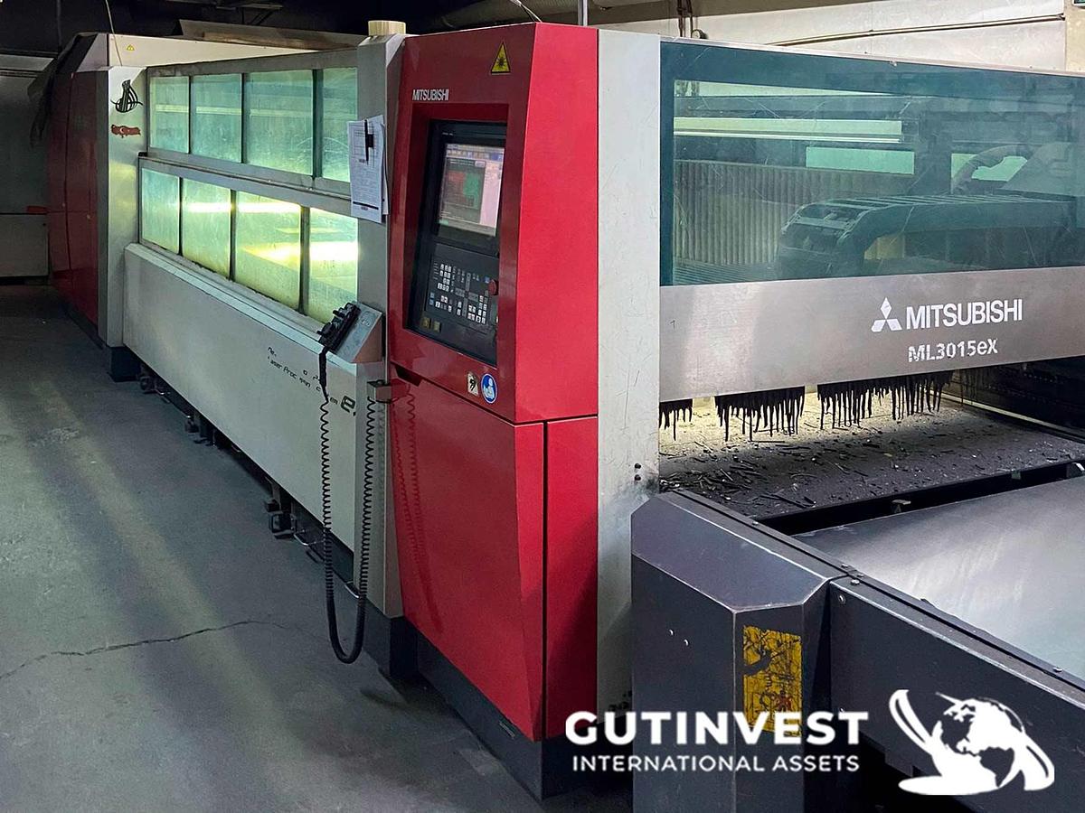 Used 1 - CO2 laser cutting machine