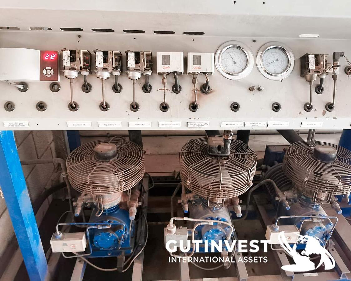 Used 1 - (x5) Frozen islands and (x3) Cold compressors