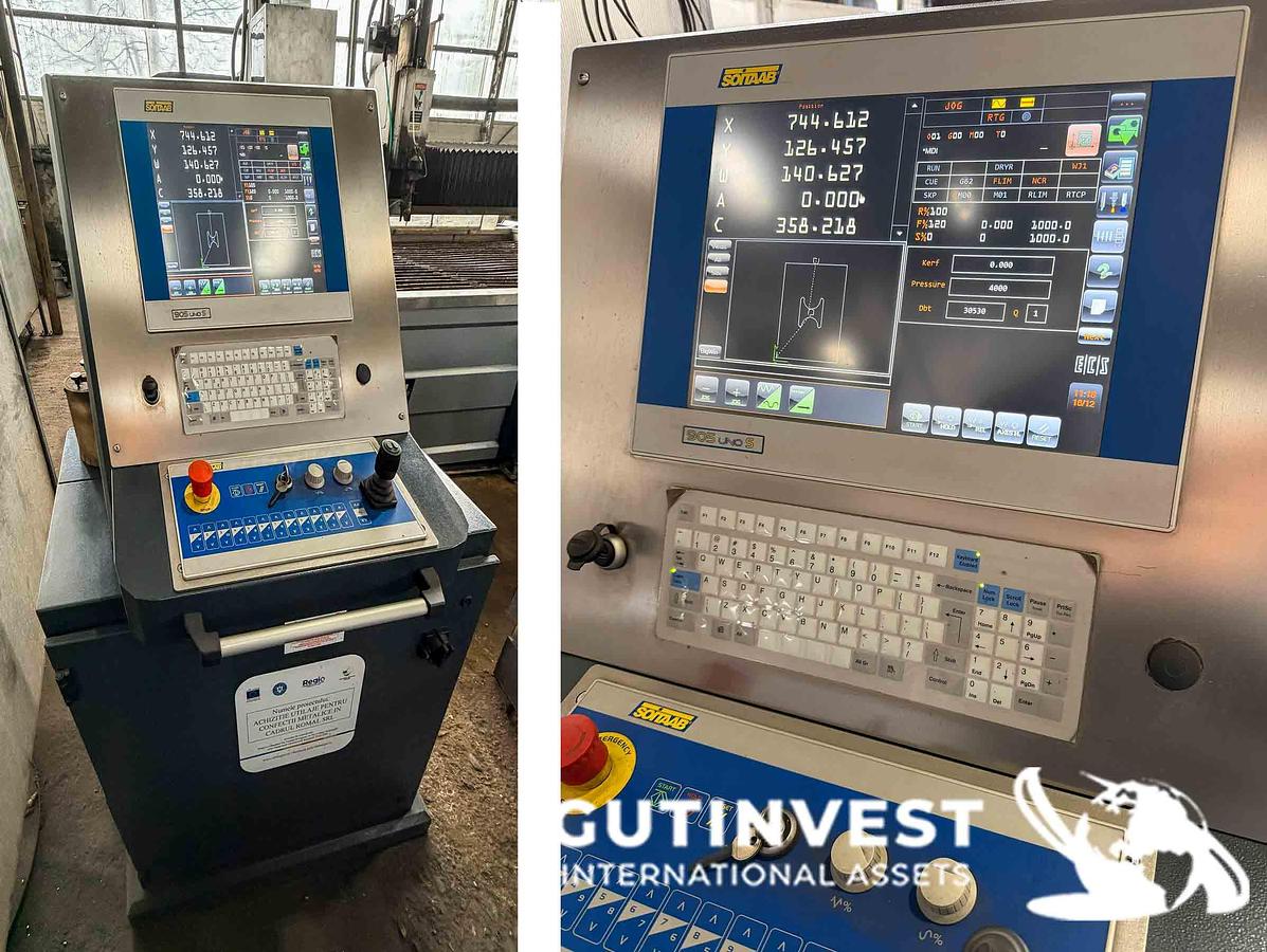 Used Waterjet Cutting Machine - 5 Axes - 3 Cutting Heads
