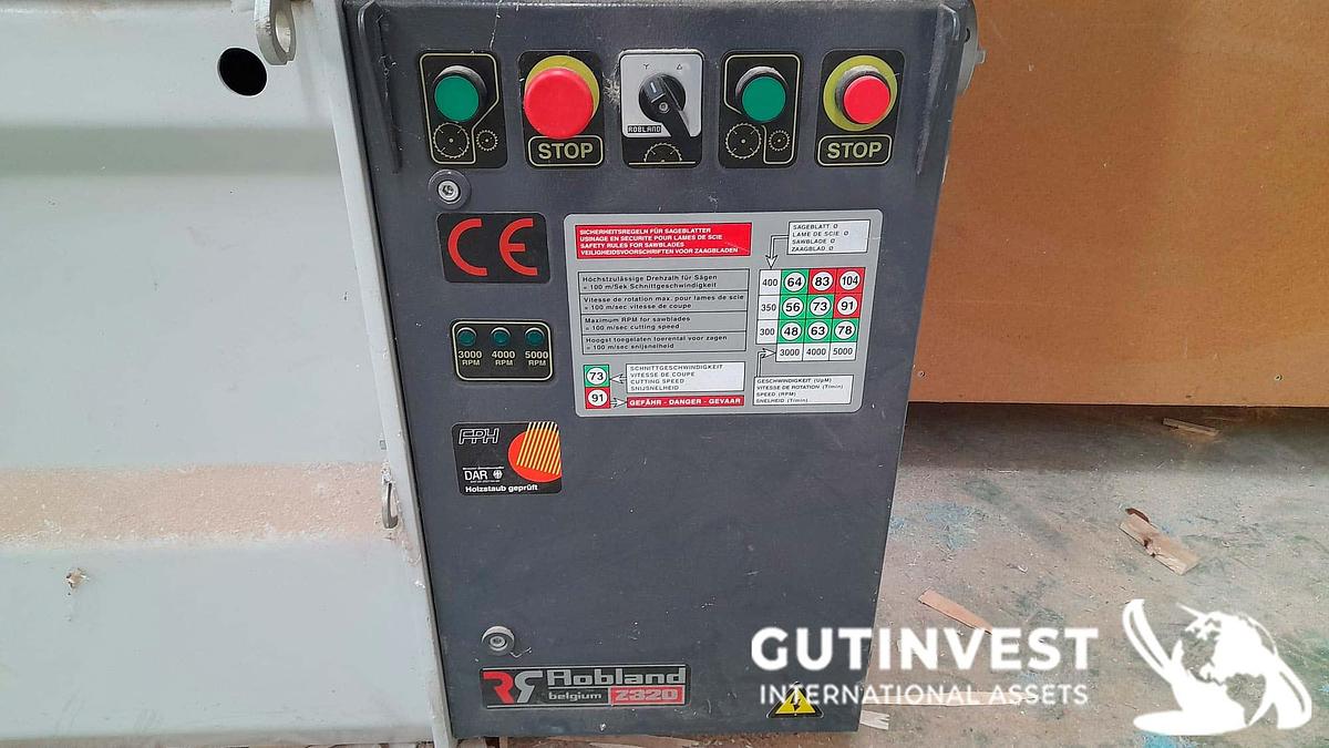 Used 4 - Table sawing machine for wood