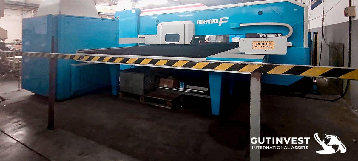 Usado 1 - Punzonadora CNC - 30Tn