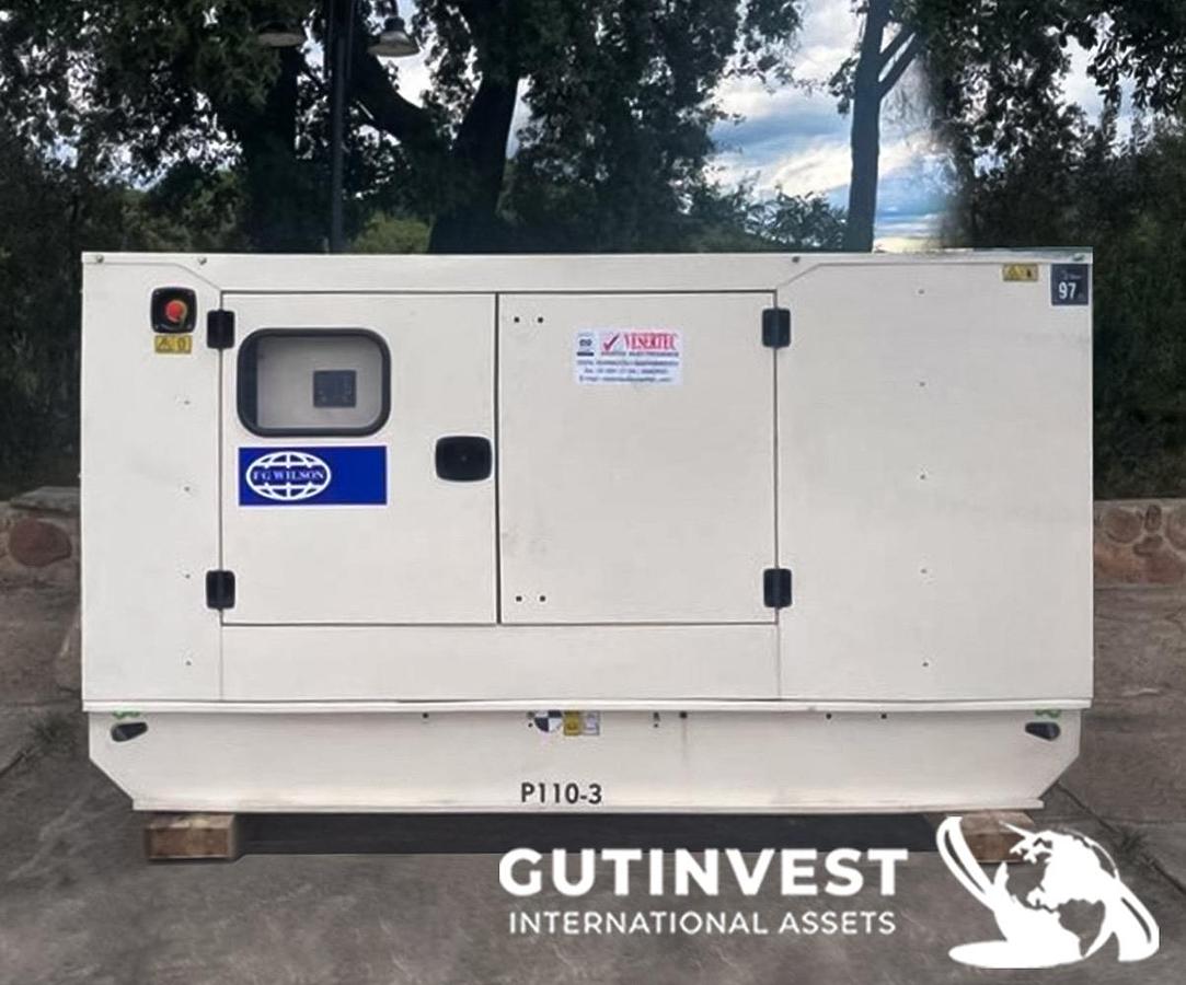 Usado Generador diésel - 110Kva