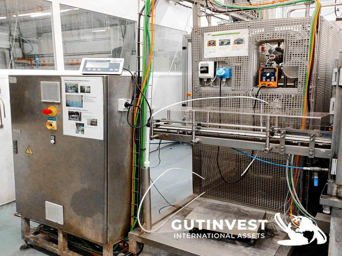 Used 5 - Bottle steam rinsing machine