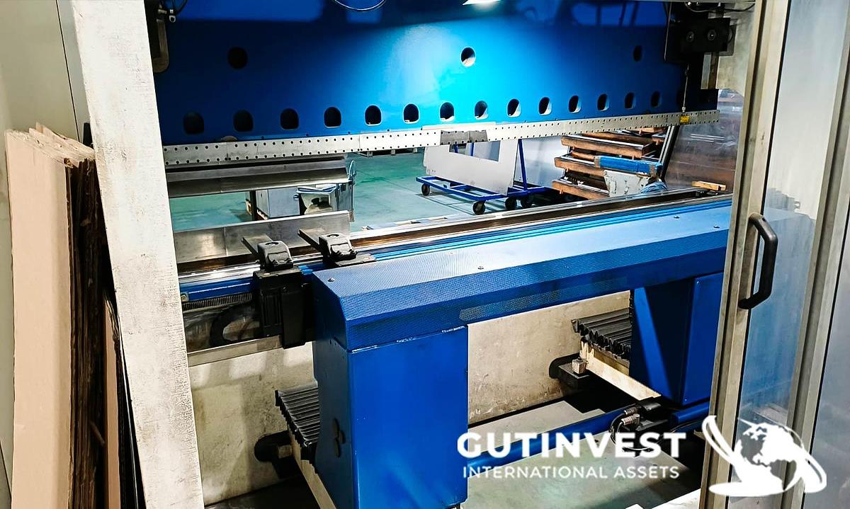 Used CNC hydraulic press brake