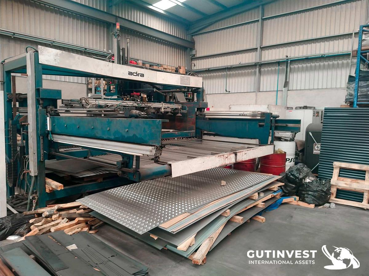 Used 1 - CO2 Laser cutting machine - 3.5kW
