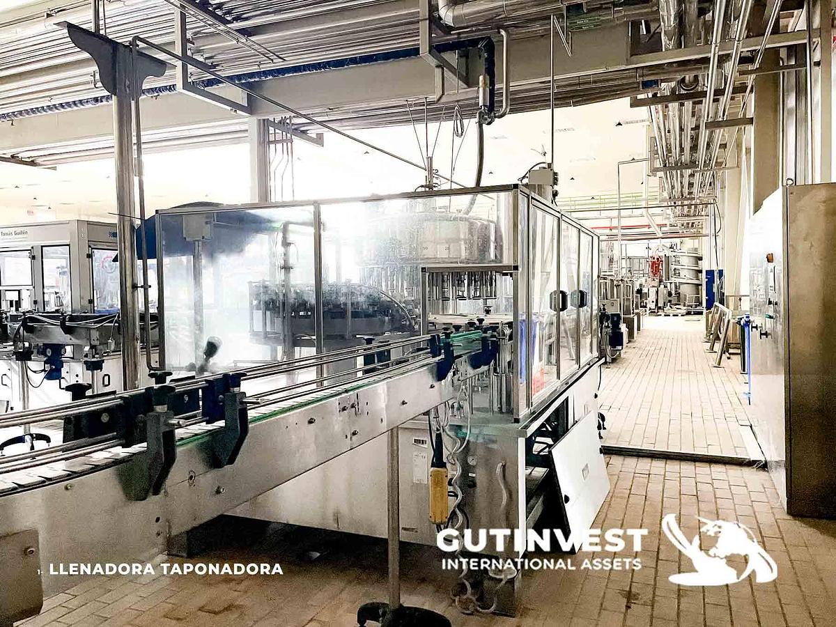 Usado 1 - Linea de envasado en botellas de vidrio 200ml