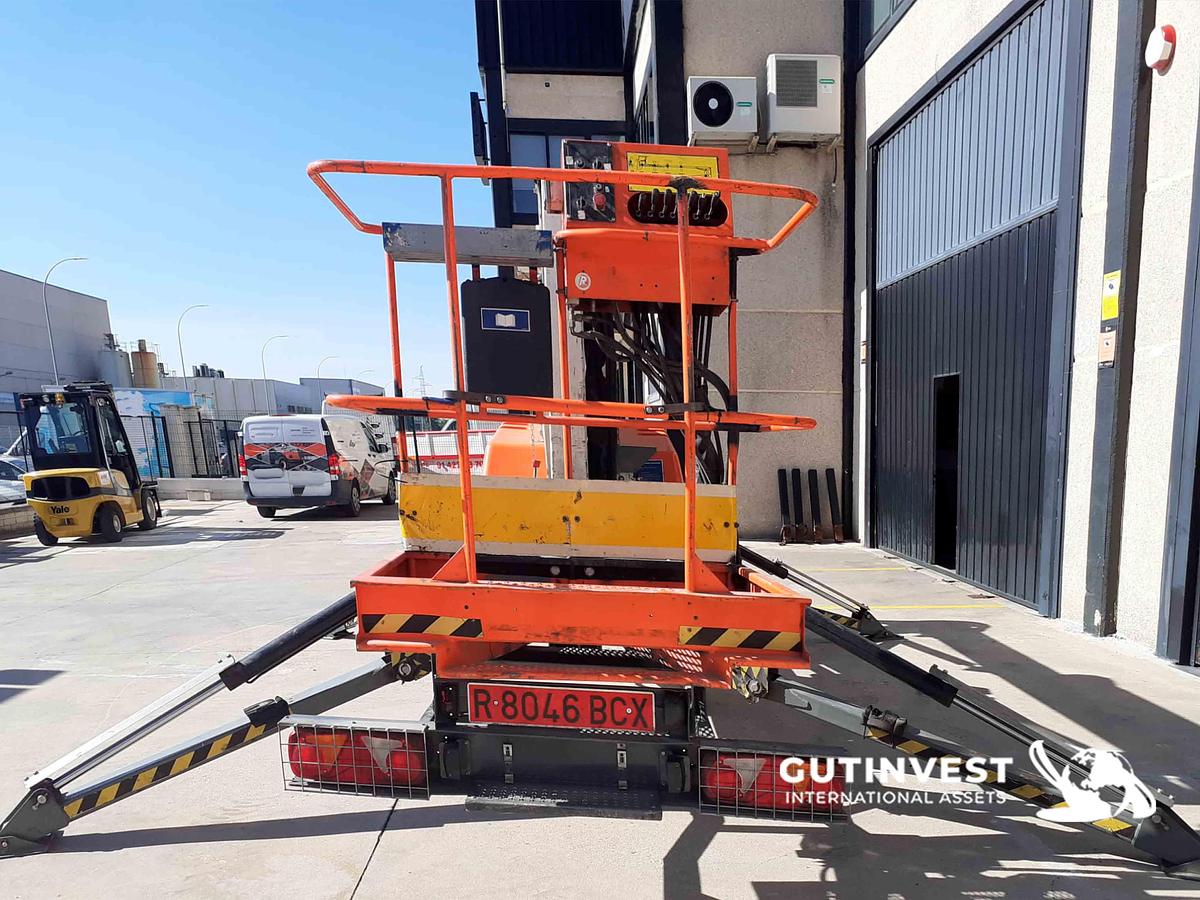 Used 1 - Towable Boom Lift