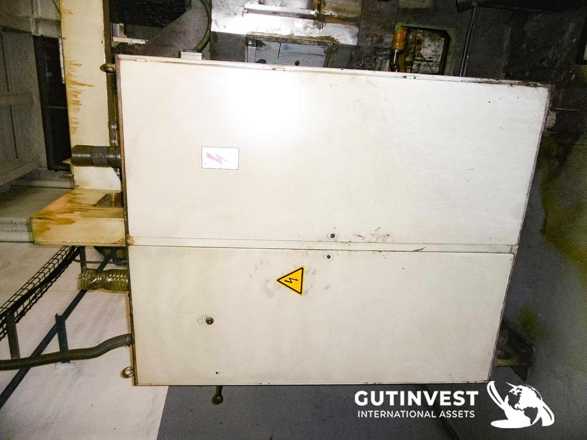 Used 4 - Flat grinding machine