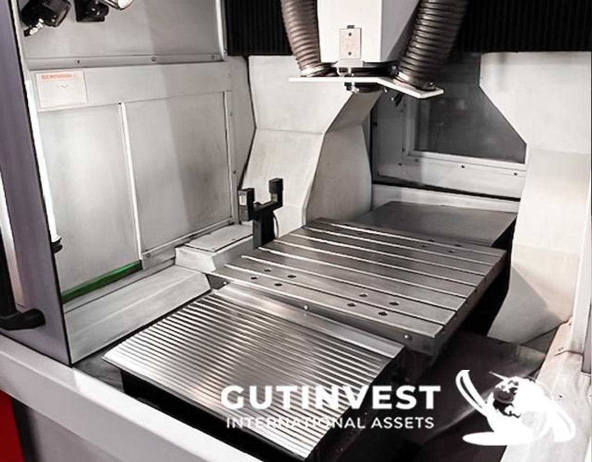 Used 1 - CNC Machining Center - 3 Axis