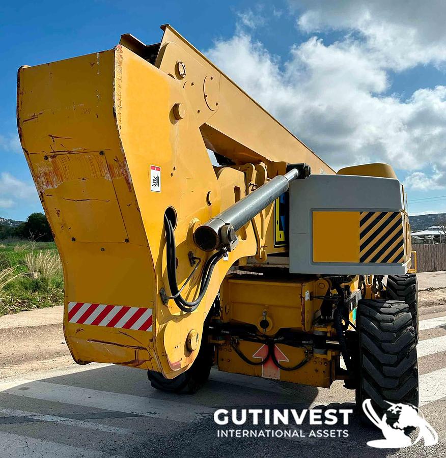 Used 1 - Articulated diesel platform - 32m