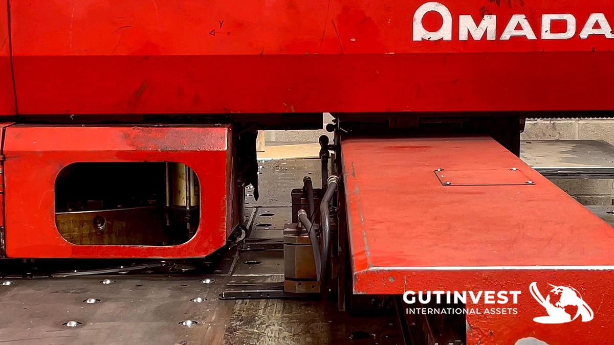 Usado 1 - Punzonadora CNC