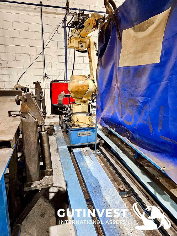 Usado 1 - Robot de soldadura con carril