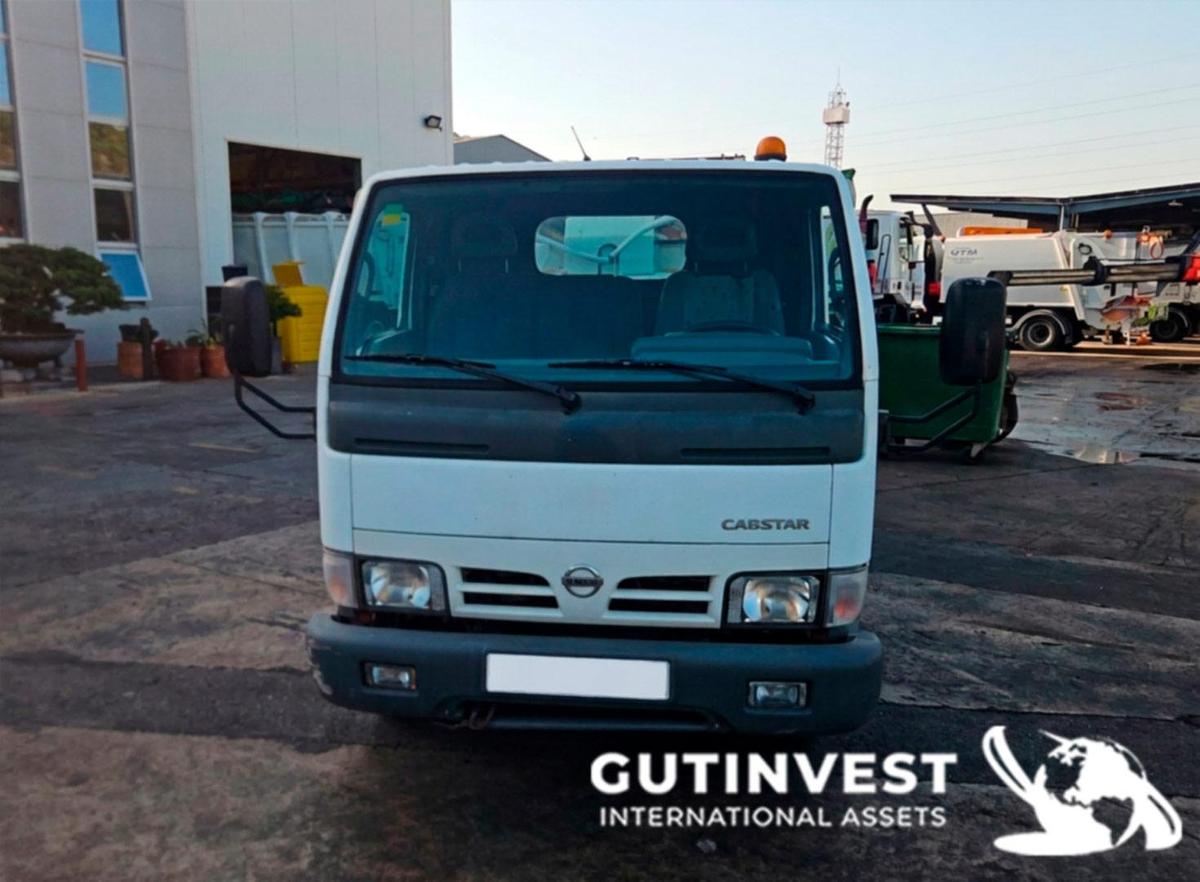 Usado CAMION BASURERO BASCULANTE