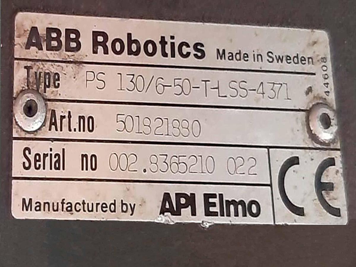 Usado 6 - Robot de soldadura con track y mesa volteadora - 7m