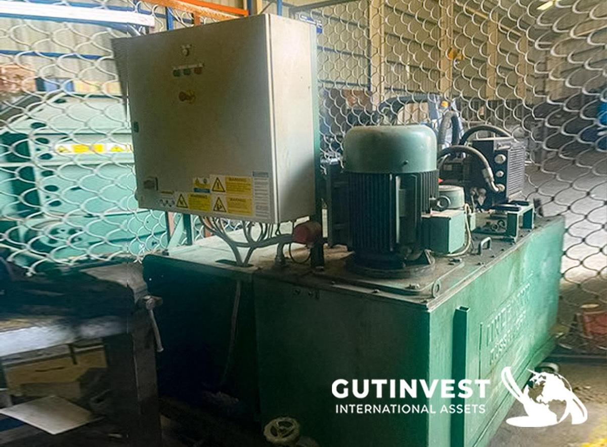 Used 1 -  Automatic Metal Baling Press