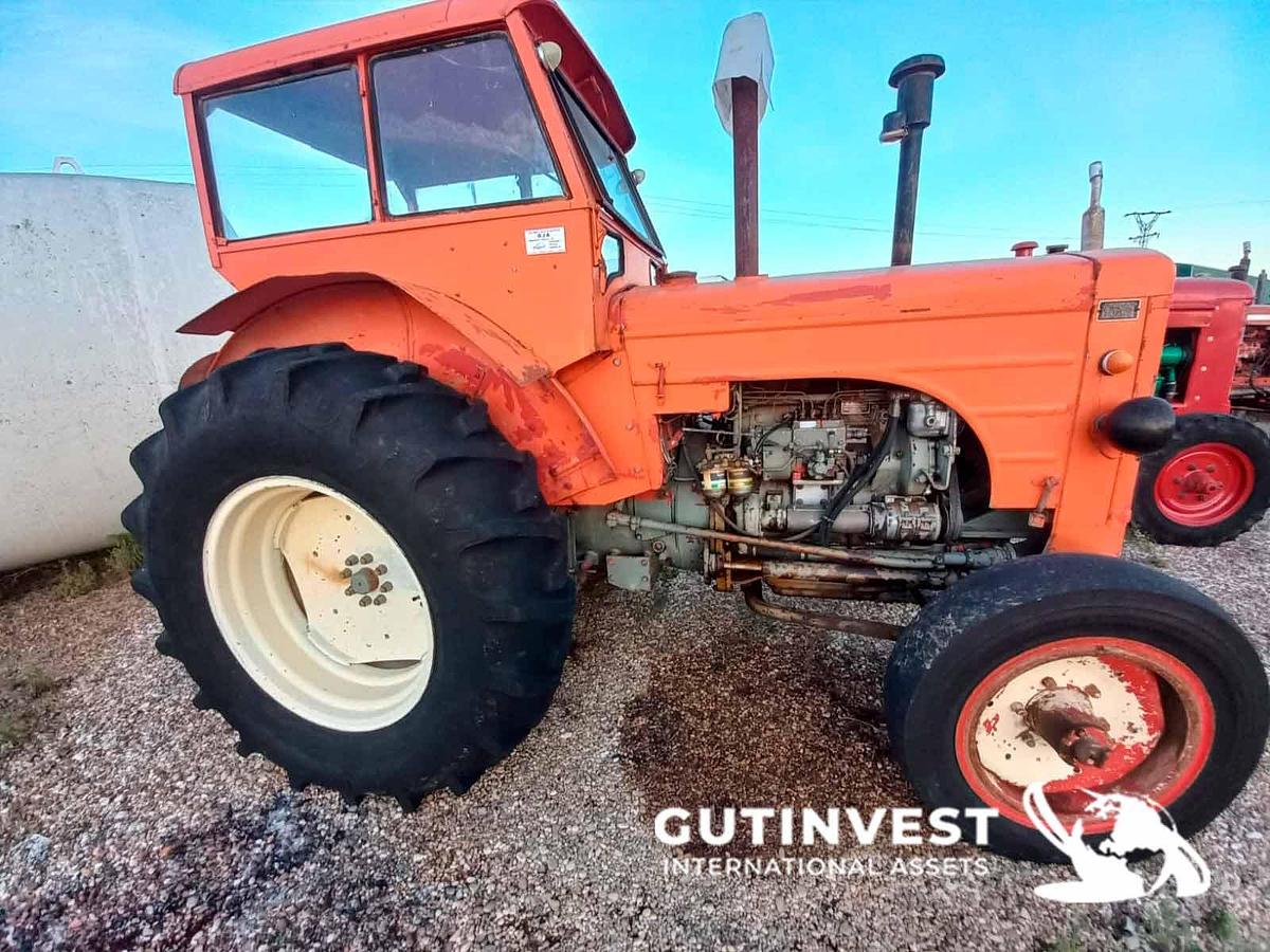 Usado 15 - Tractor agricola