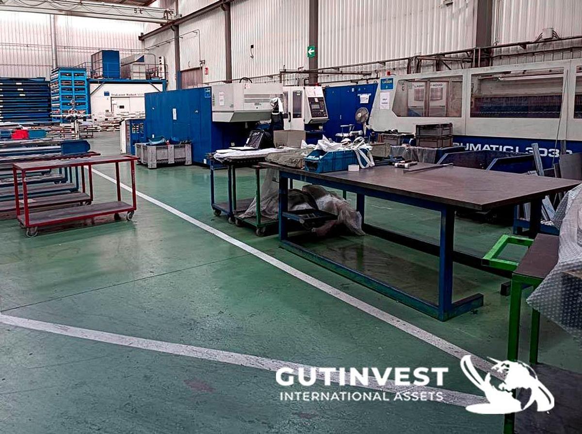 Used 1 - CO2 laser cutting machine