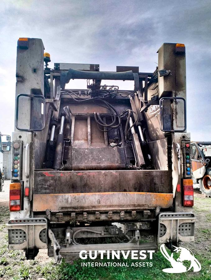 Used 1 - Garbage Truck