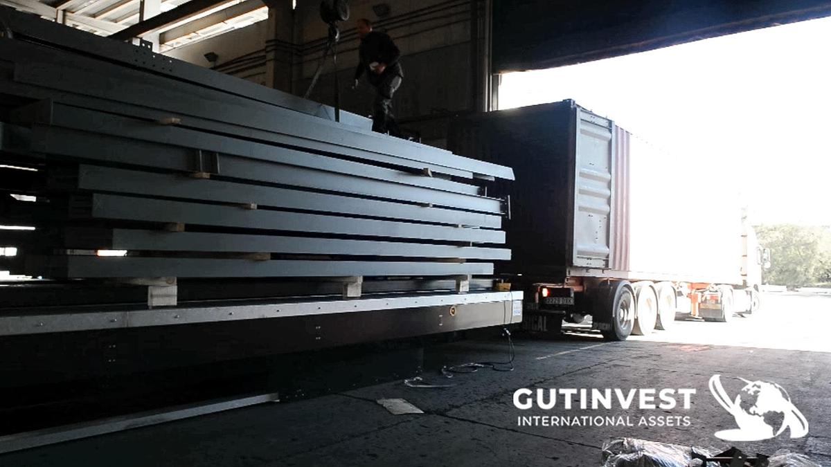 Used 1 - Loading and unloading platform with weighing