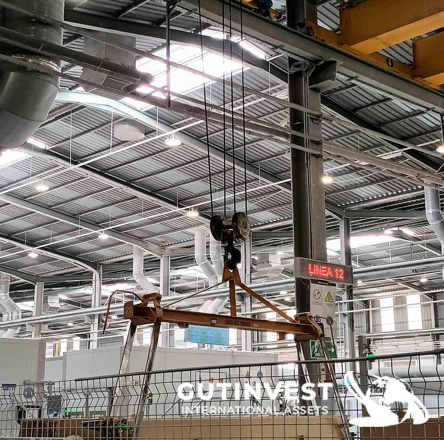 Used Double-girder overhead crane - 5 Tn