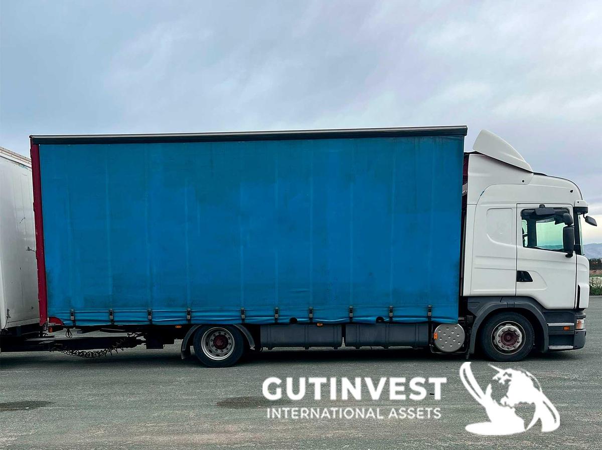 Used 1 - Truck with double trailer