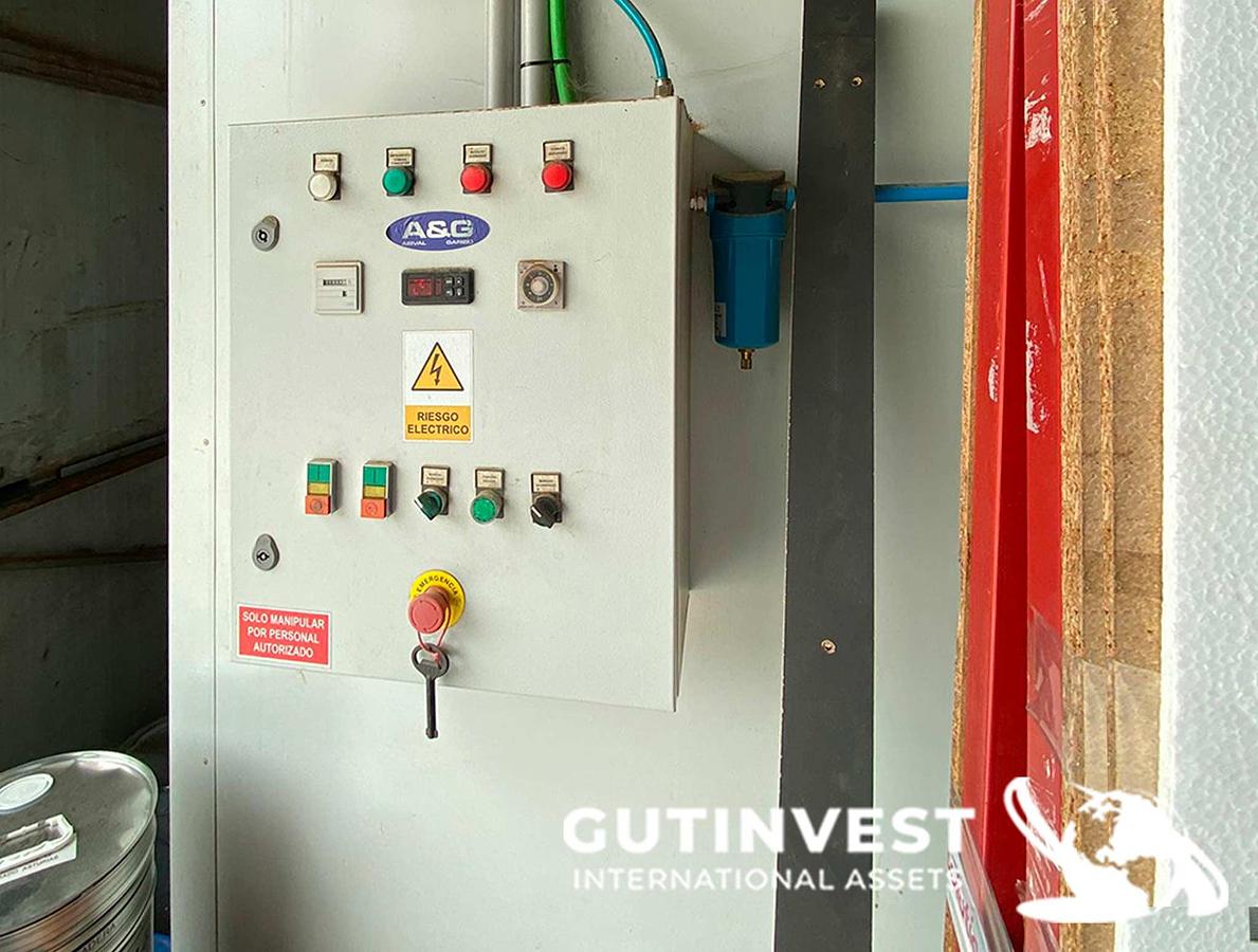 Used 4 - Pressurized and Climate-Controlled Paint Booth