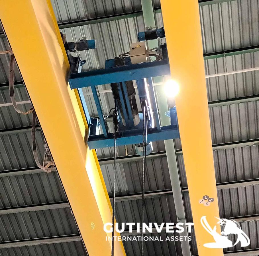 Used Double-girder overhead crane - 5 Tn