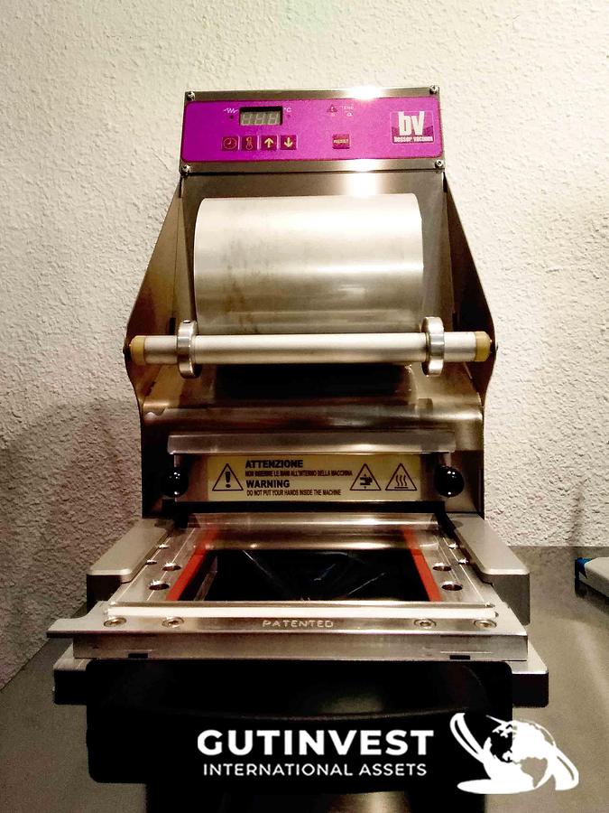 Used Semi-automatic sealing machine