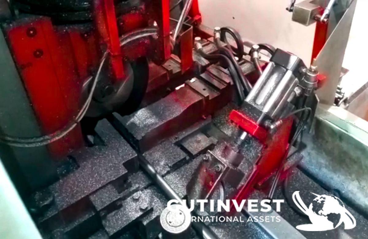 Usado 1 - Sierra automática para barras y tubos de metal