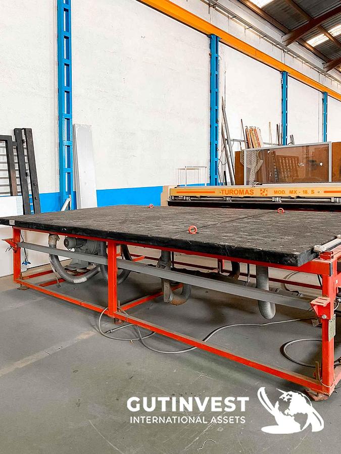 Usado 3 - Mesa de corte para vidrio laminado