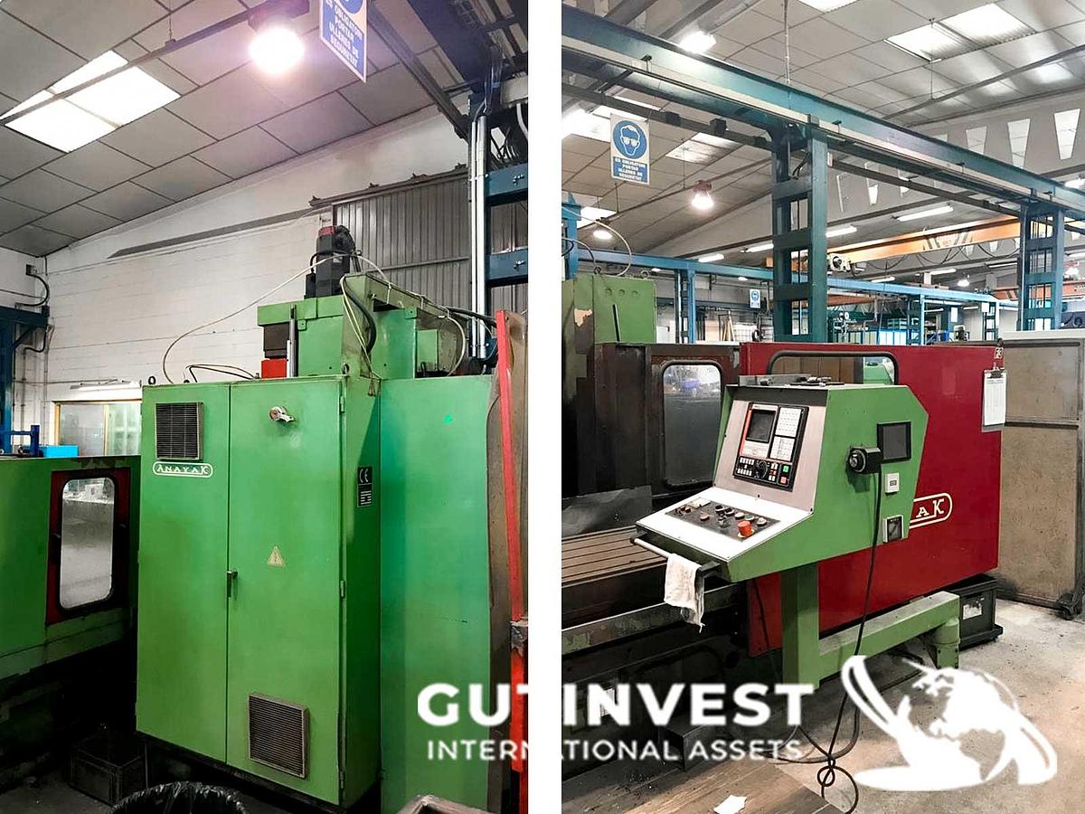 Used 2 - Fixed bed milling machine
