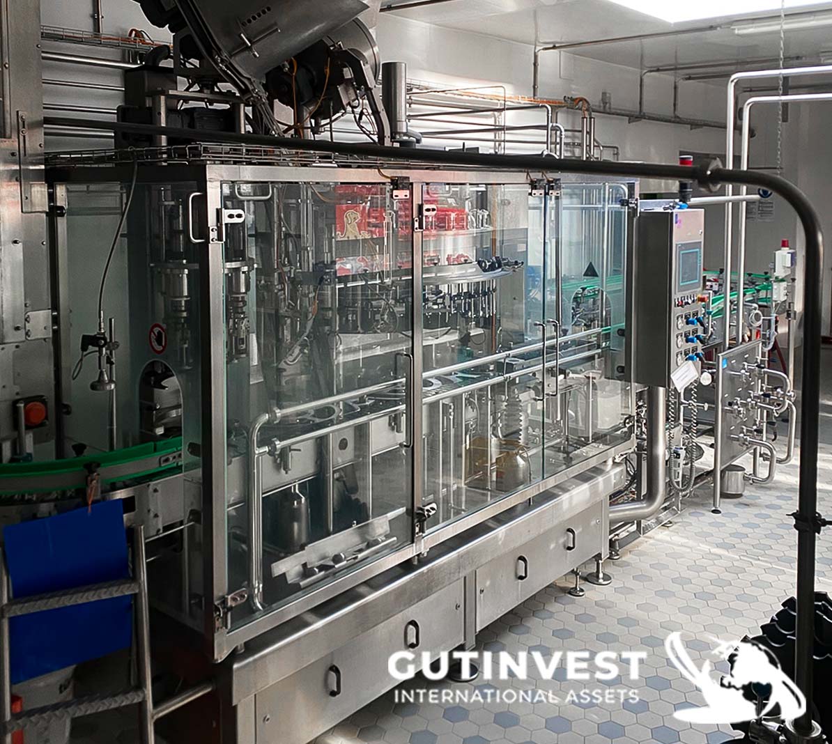 Usado Llenadora taponadora de botellas de cristal