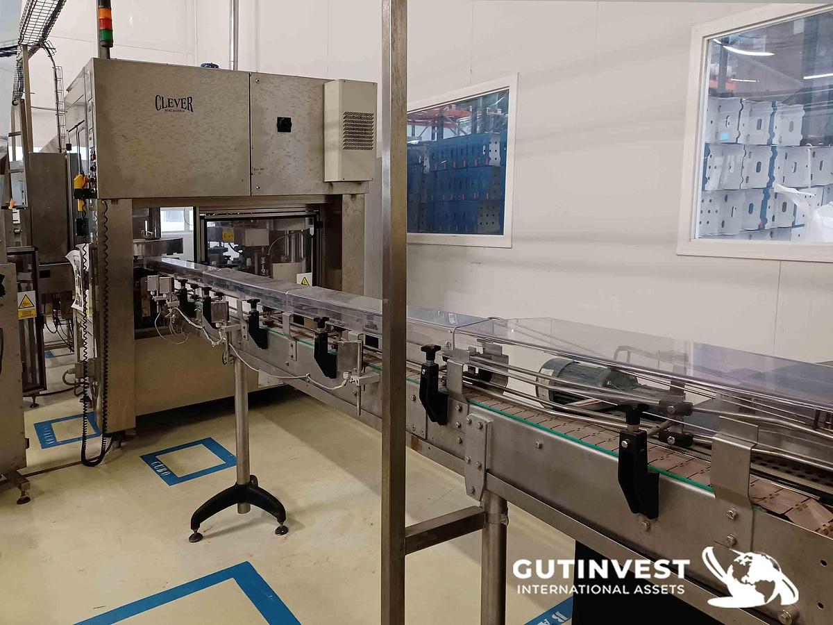 Used 13 - Labelling sleeving machine