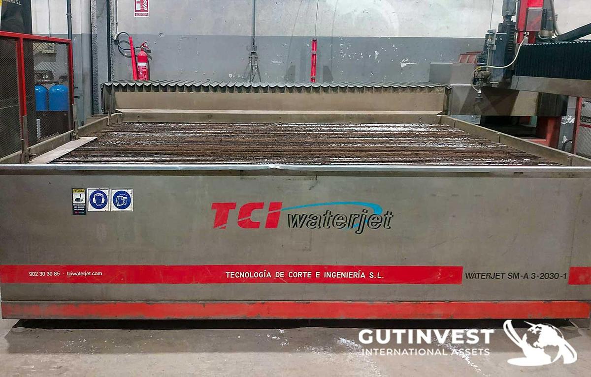 Used 1 - Waterjet cutting machine