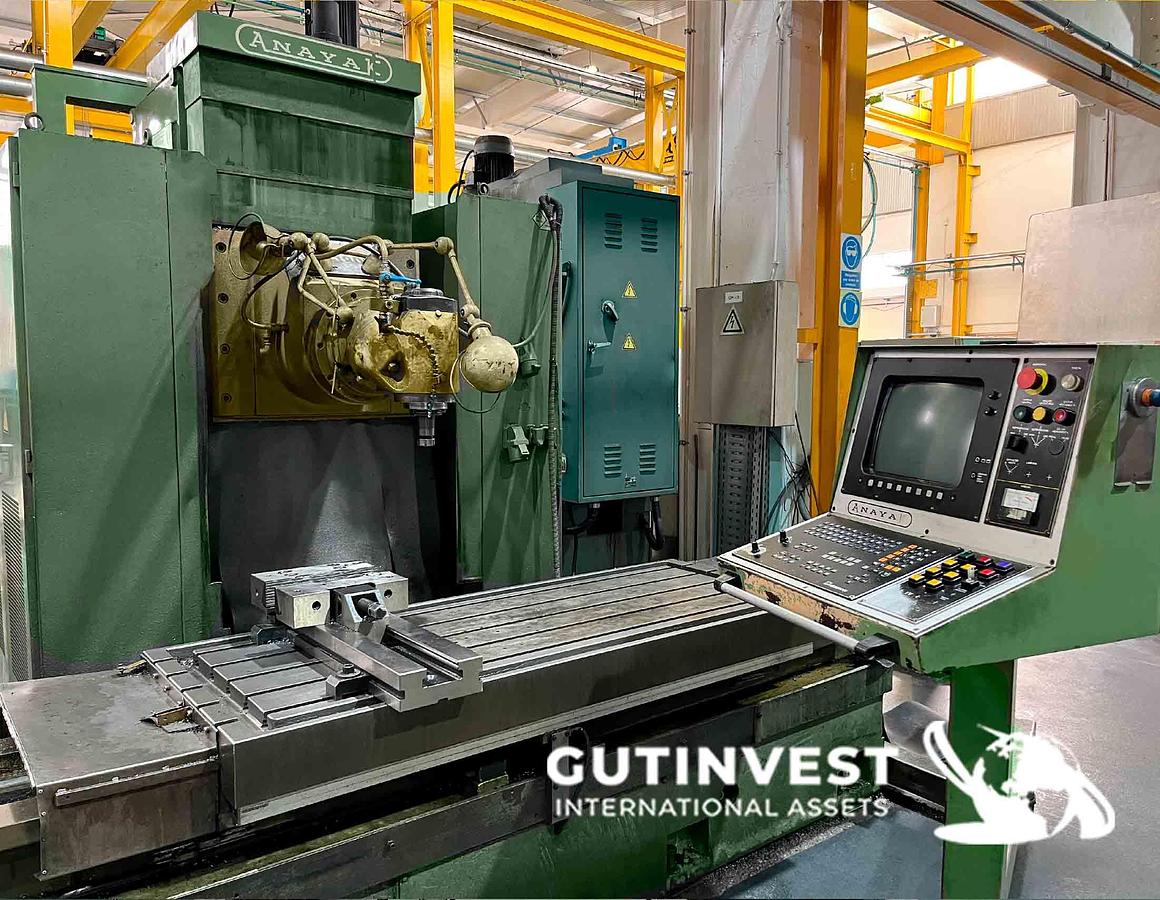 Used 4 - CNC milling machine