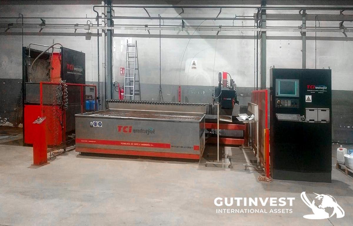 Used 1 - Waterjet cutting machine