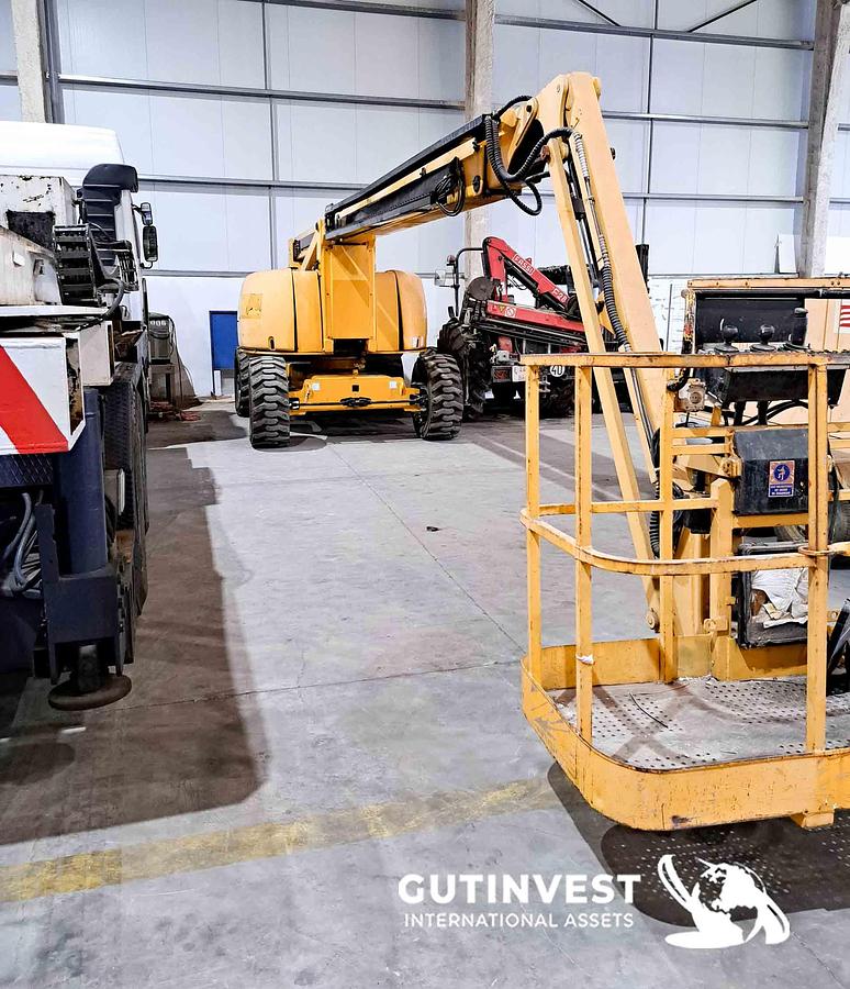 Usado 1 - Plataforma elevadora articulada diésel