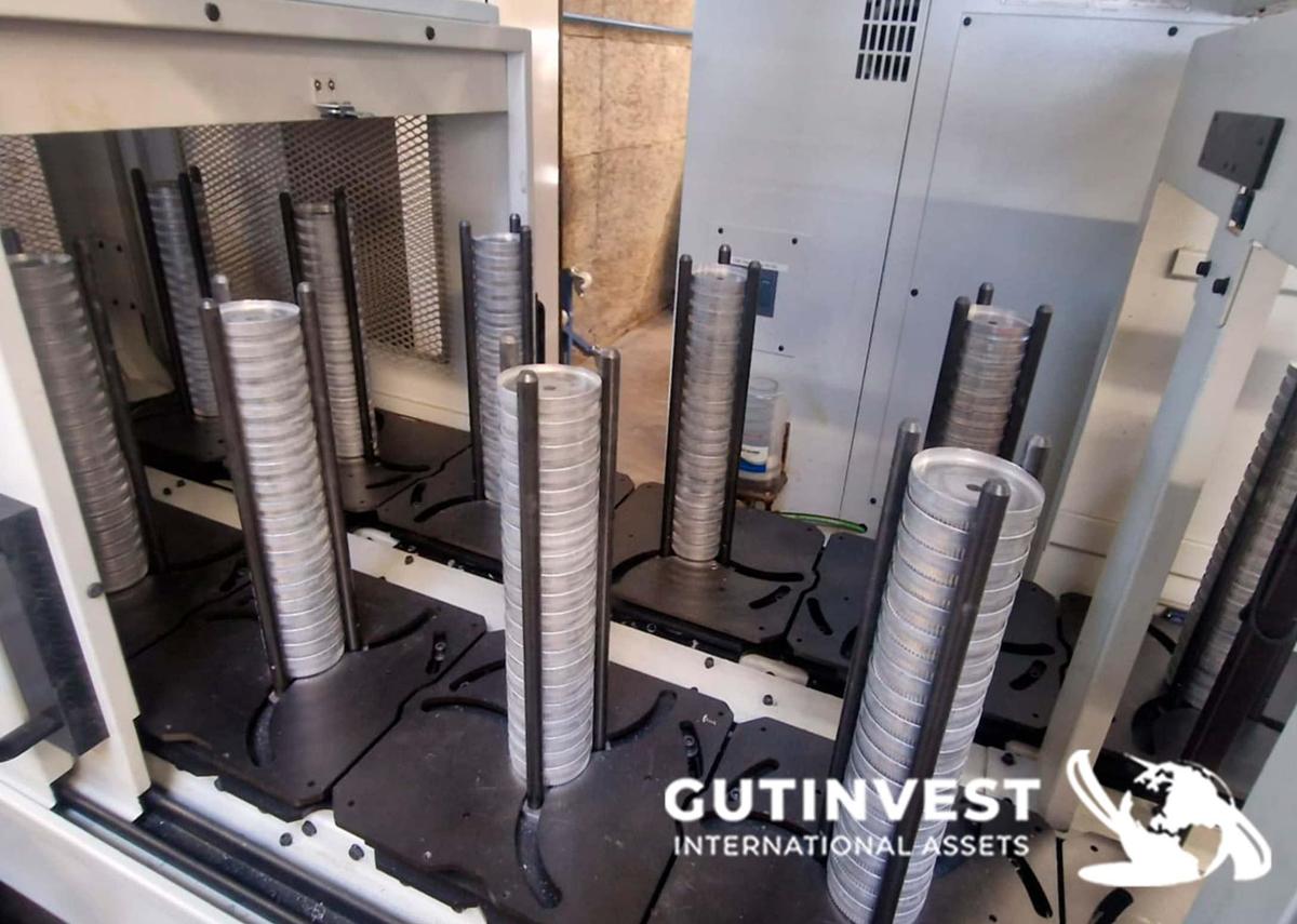 Used 4-Axis CNC Lathe with Robotic Arm