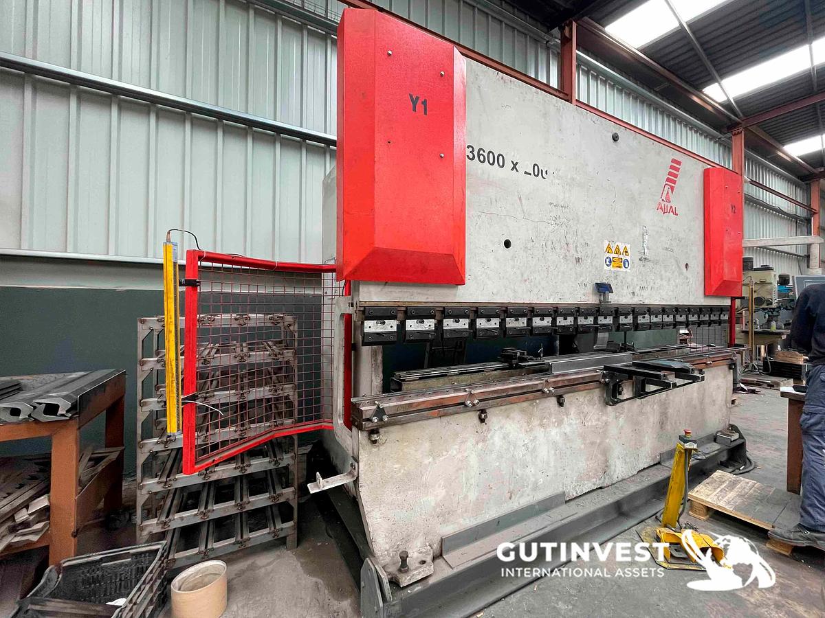 Usado 1 - Plegadora CNC