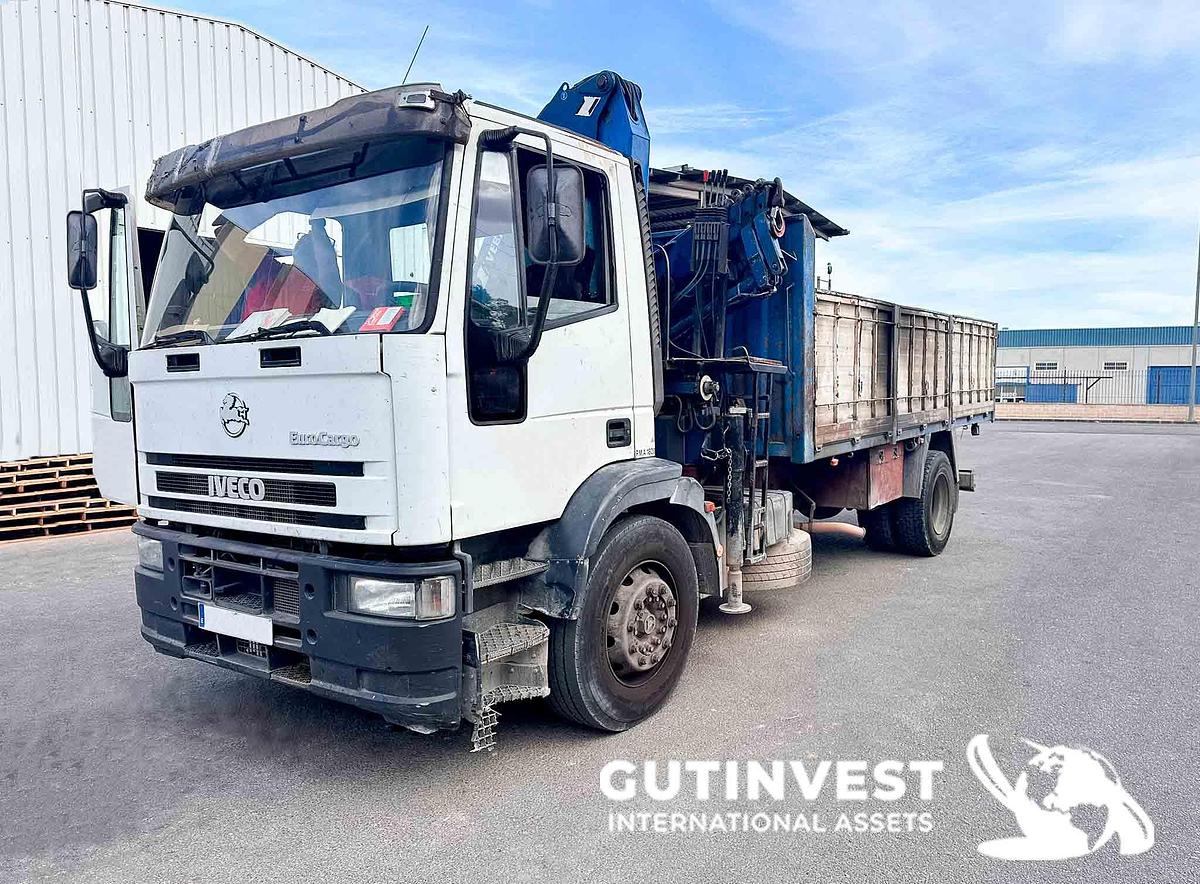 Used Truck with crane
