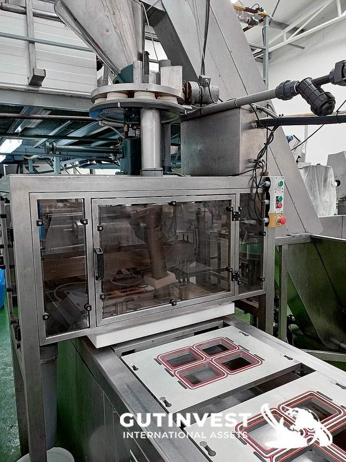 Usado Línea automática de Termosellado de envases de plástico