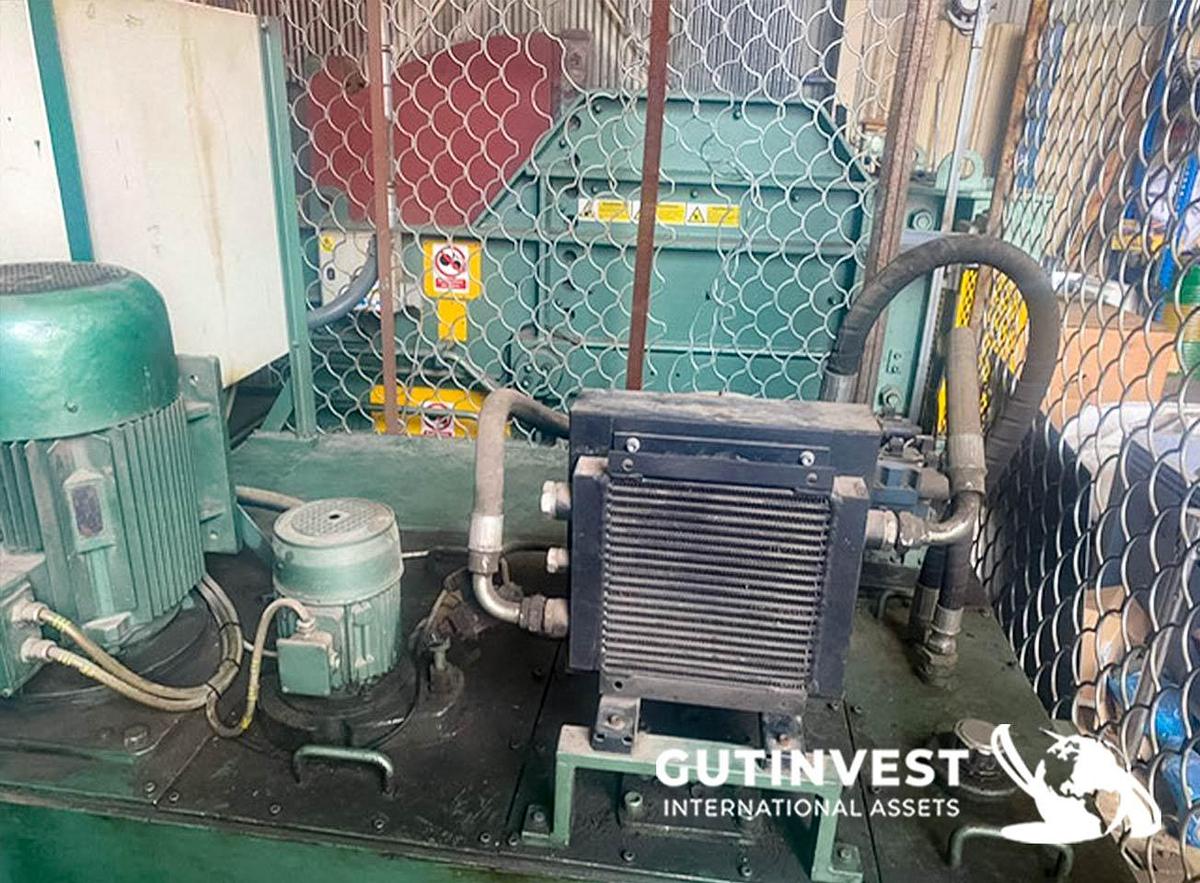 Used 1 -  Automatic Metal Baling Press