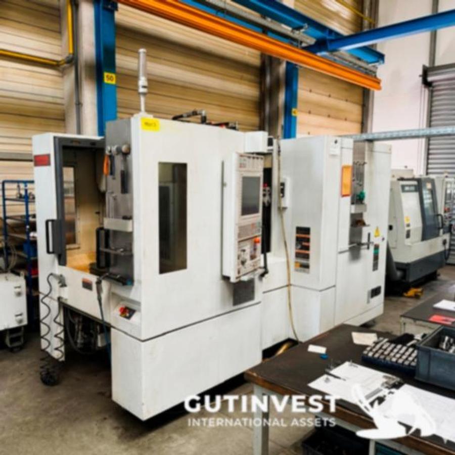 Used Horizontal CNC Machining Center - 4 Axes