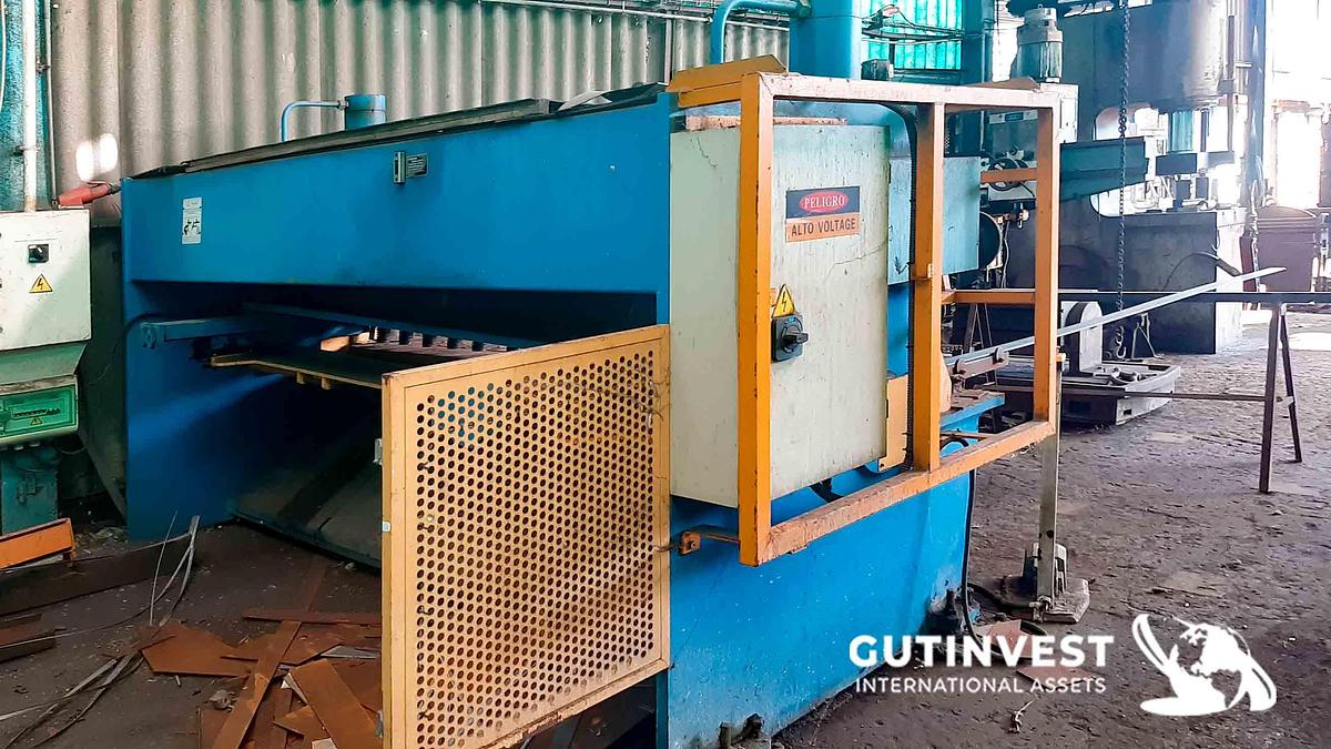 Used 1 - Hydraulic Shear press